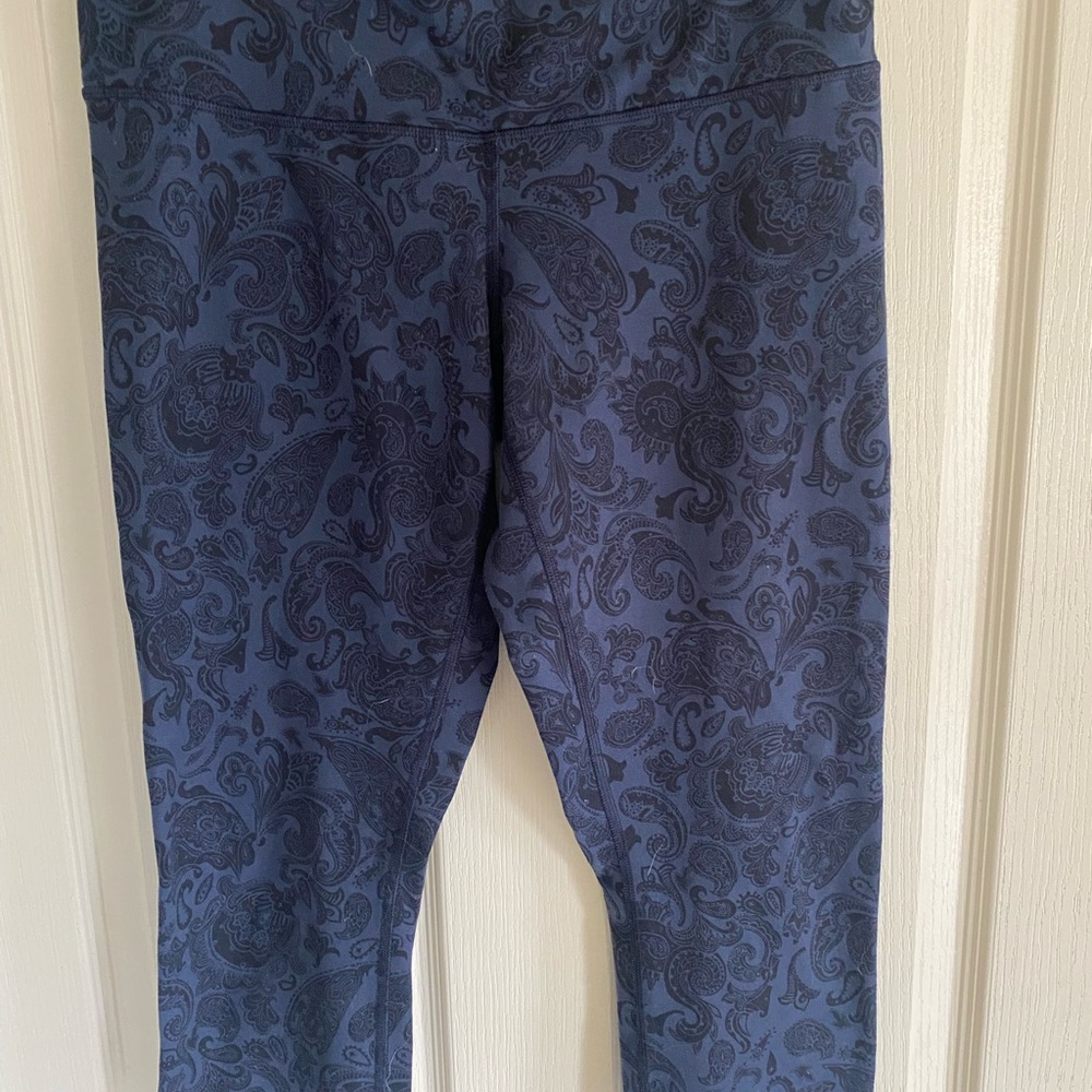 Lululemon Athletica Blue Paisley Capris